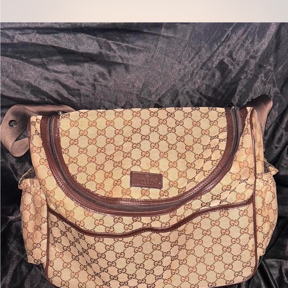 Vintage Gucci Cream and Brown Baby Bag with Iconic Design